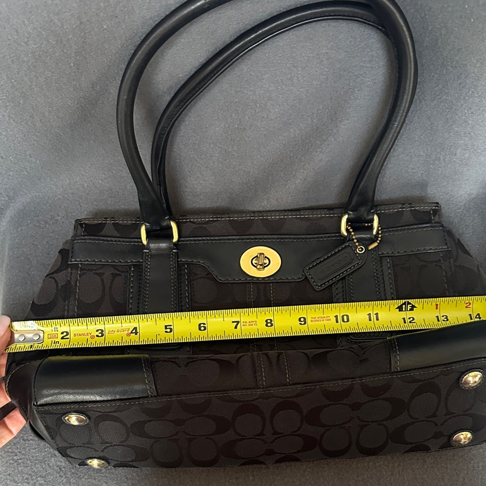 Coach Hampton 11063 Black Signature Medium Carry All Tote Shoulder Bag - Picture 12 of 16
